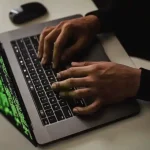 Cara Melaporkan Penipuan Online dengan Menyebarkan Malware